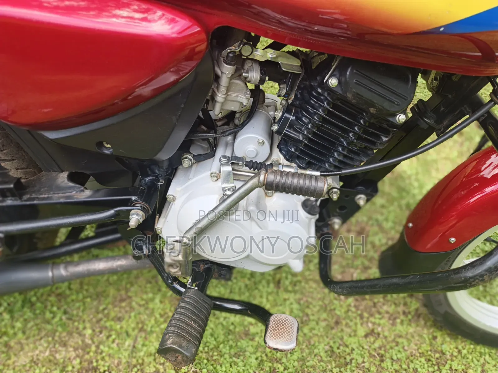 Bajaj Boxer 125 2025 Red