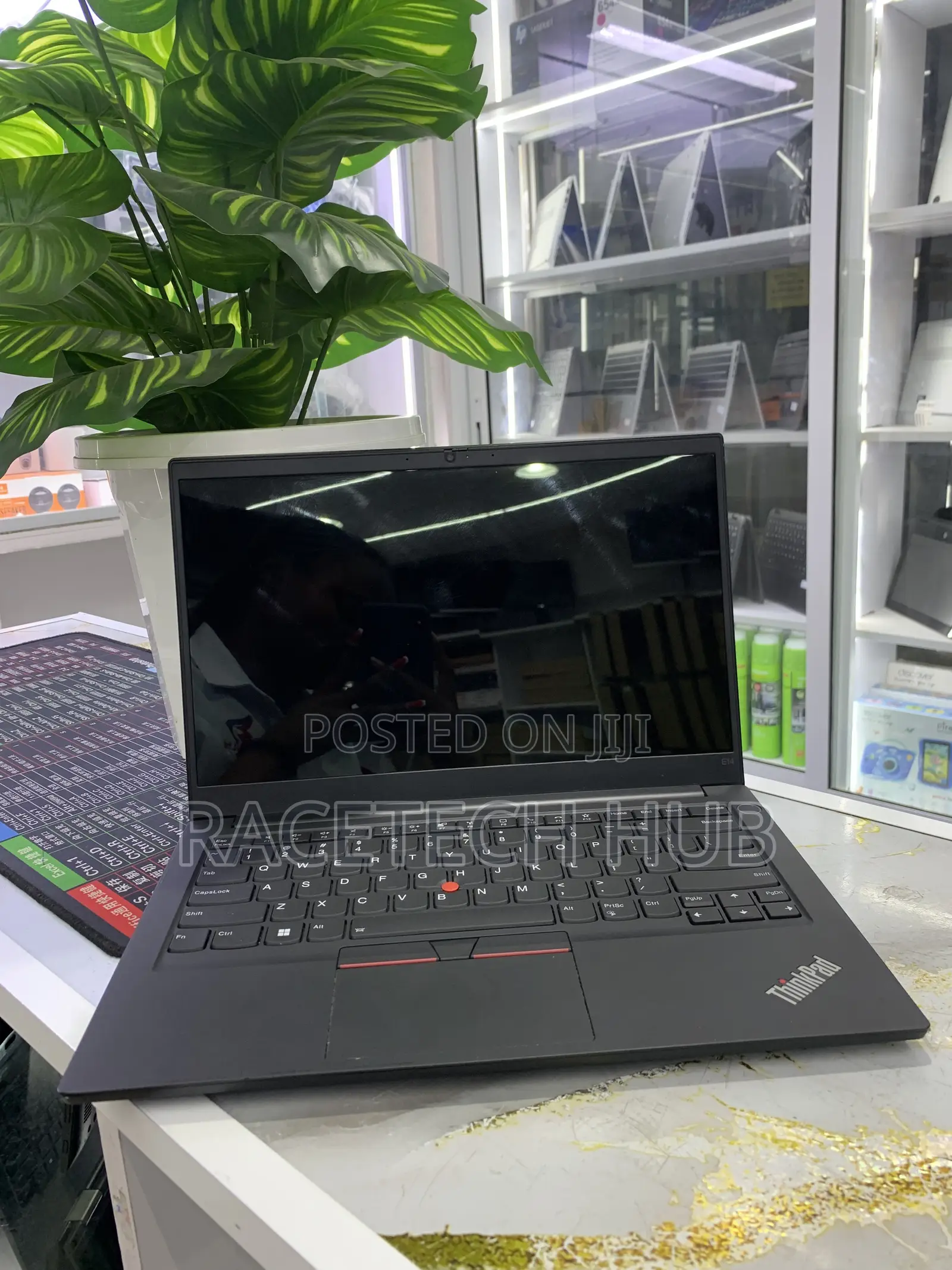Laptop Lenovo ThinkPad E14 Gen 1 8GB Intel Core i7 SSD 256GB