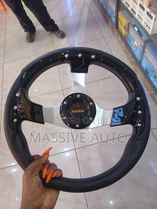 Black Momo Sports Steering Wheel/ Steering Wheel