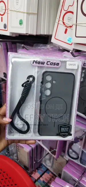 Black Silicone Case With a Matching Hand Strap for Samsung Galaxy S24