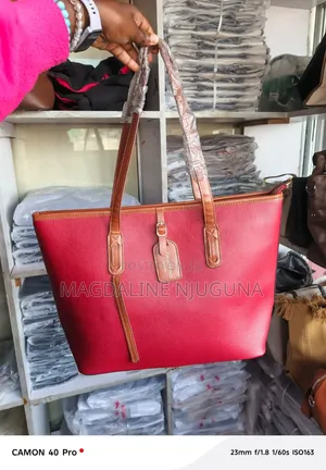 Minimalist Tote Bags