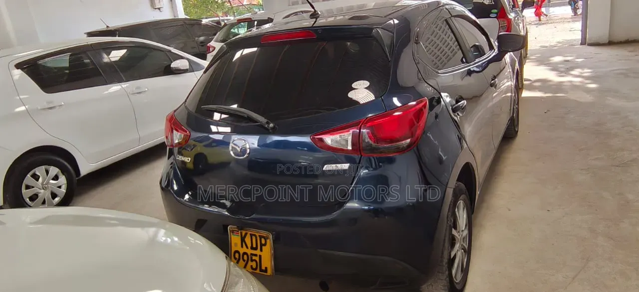 Mazda Demio 2017 Blue