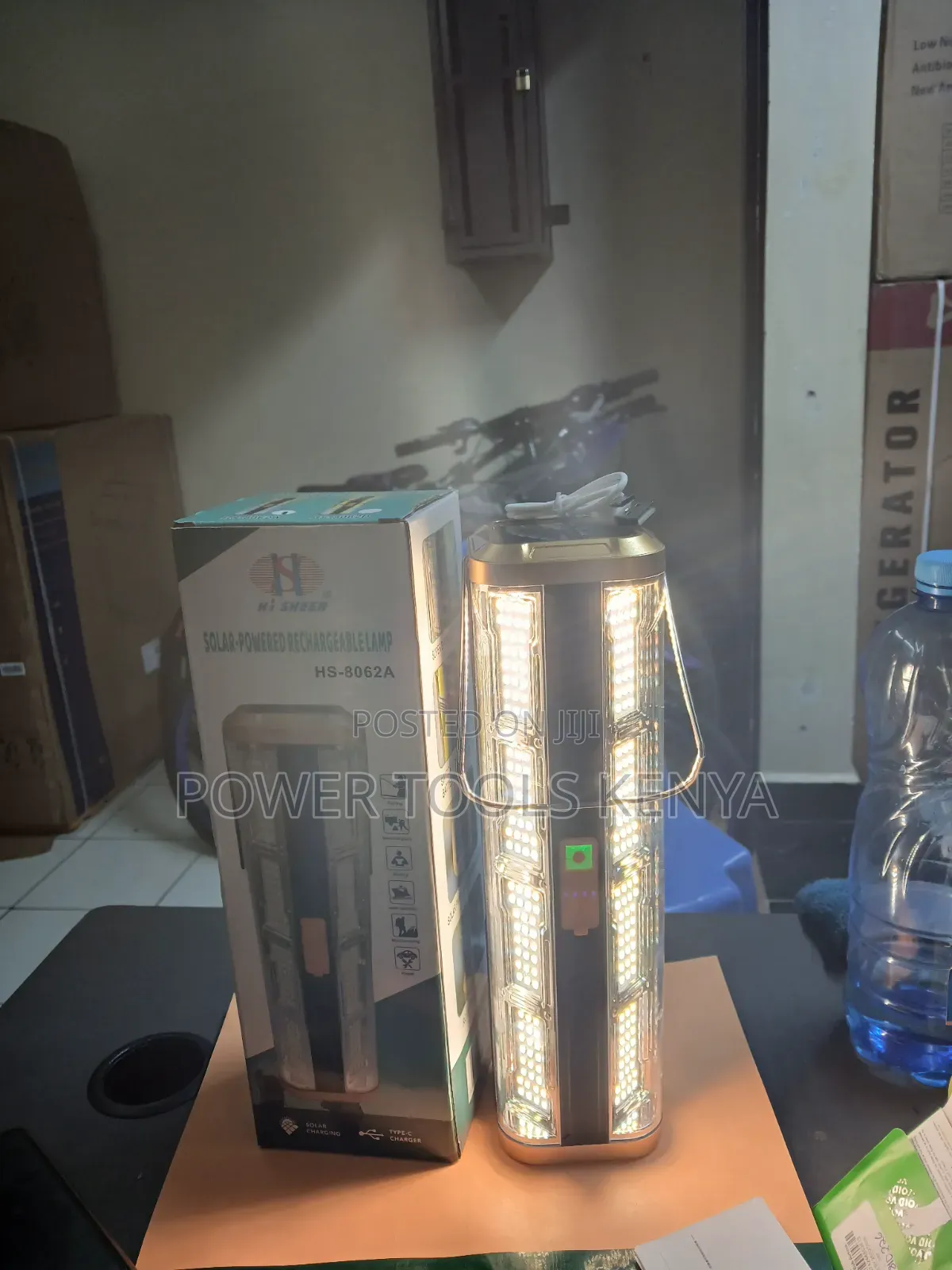 Hi Sheen HS-8062A Solar-Powered Rechargeable Lamp