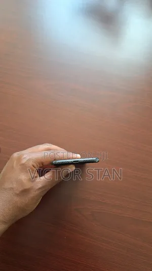 Apple iPhone 7 32 GB Black