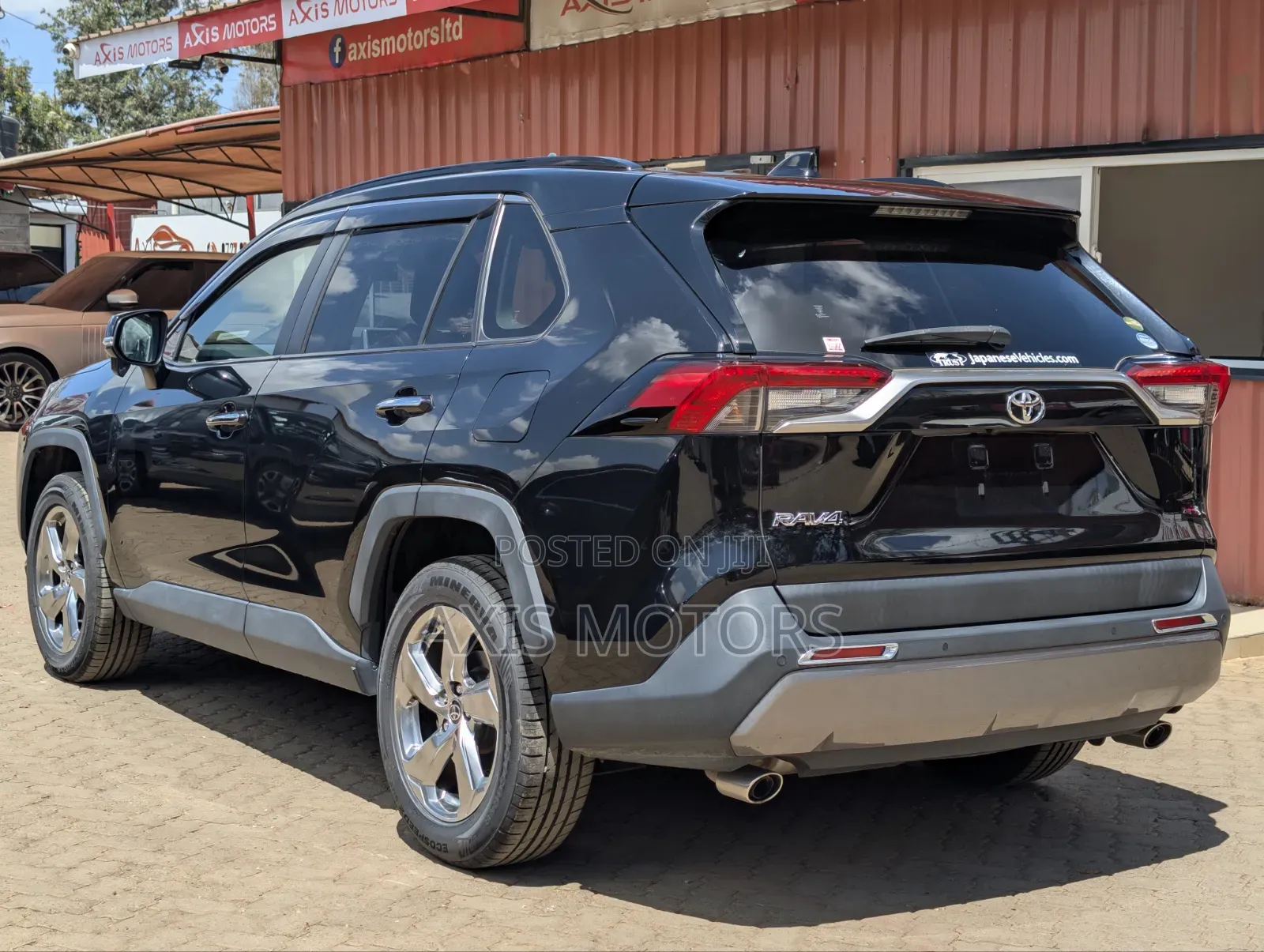 Toyota RAV4 XLE AWD 2020 Black