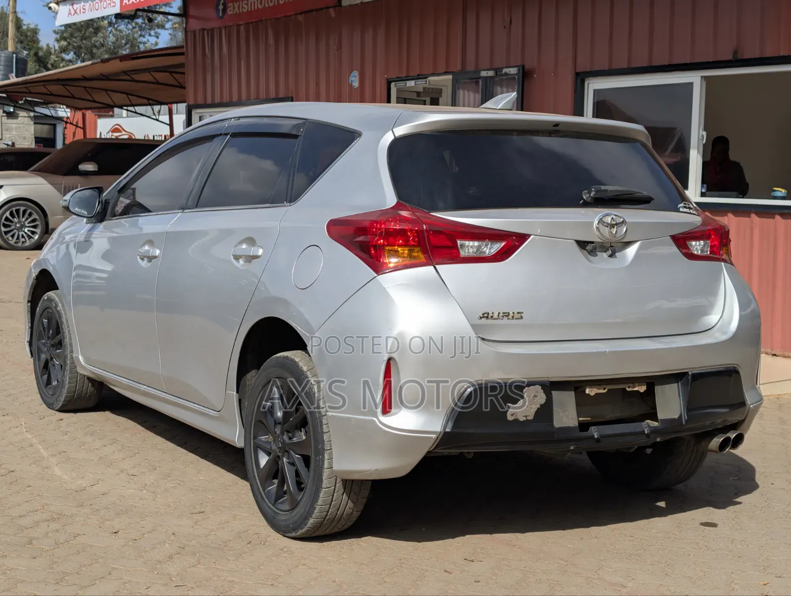 Toyota Auris 2012 Silver