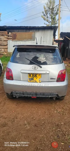 Toyota IST 2006 Silver