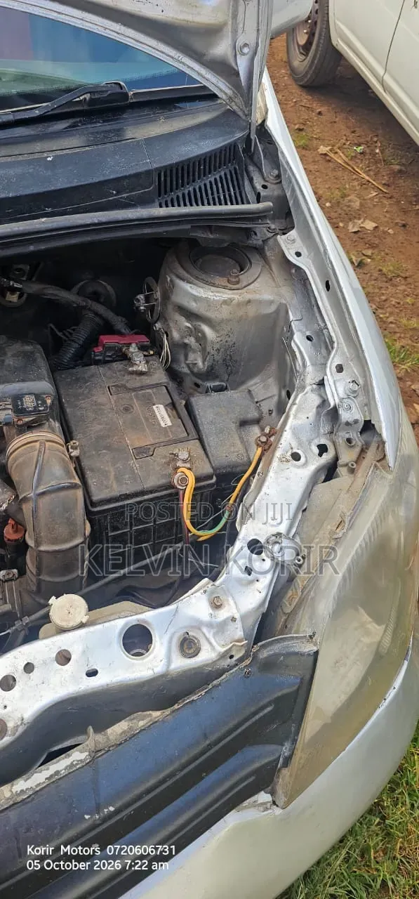 Toyota IST 2006 Silver