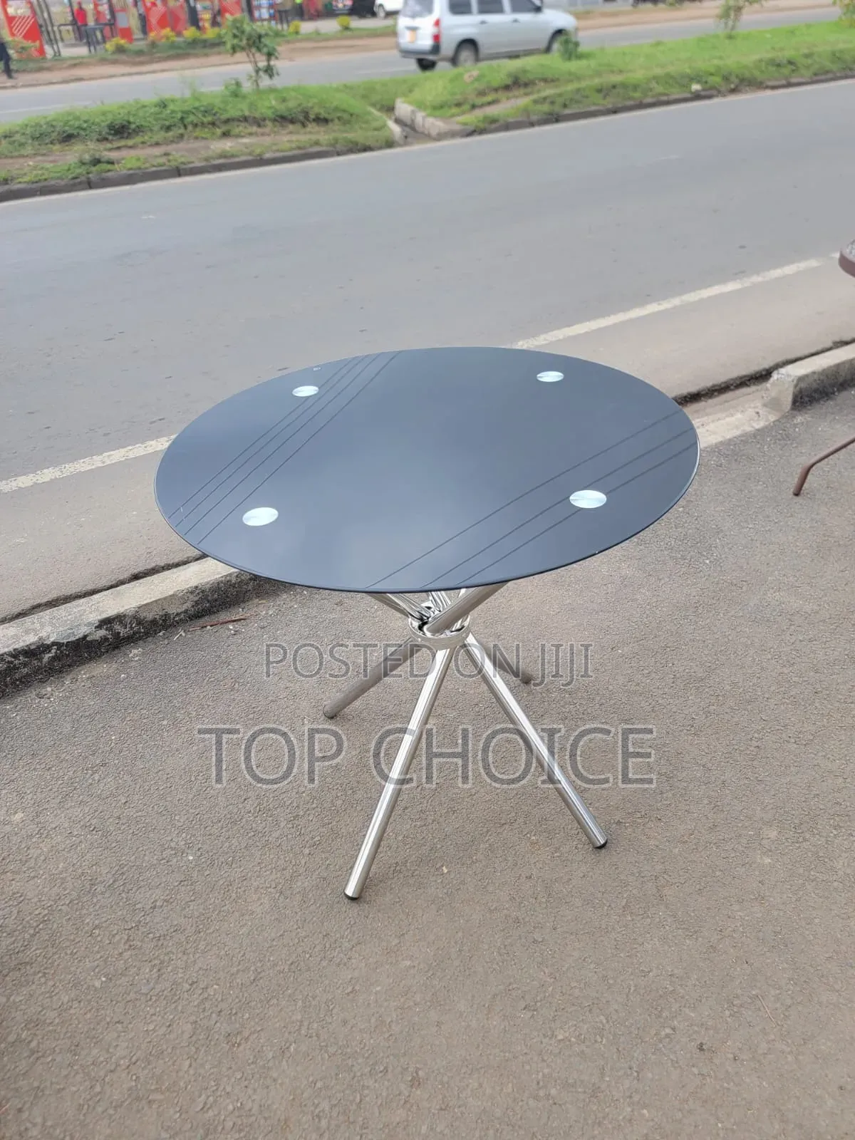 Round Glass Dining / Coffee Table