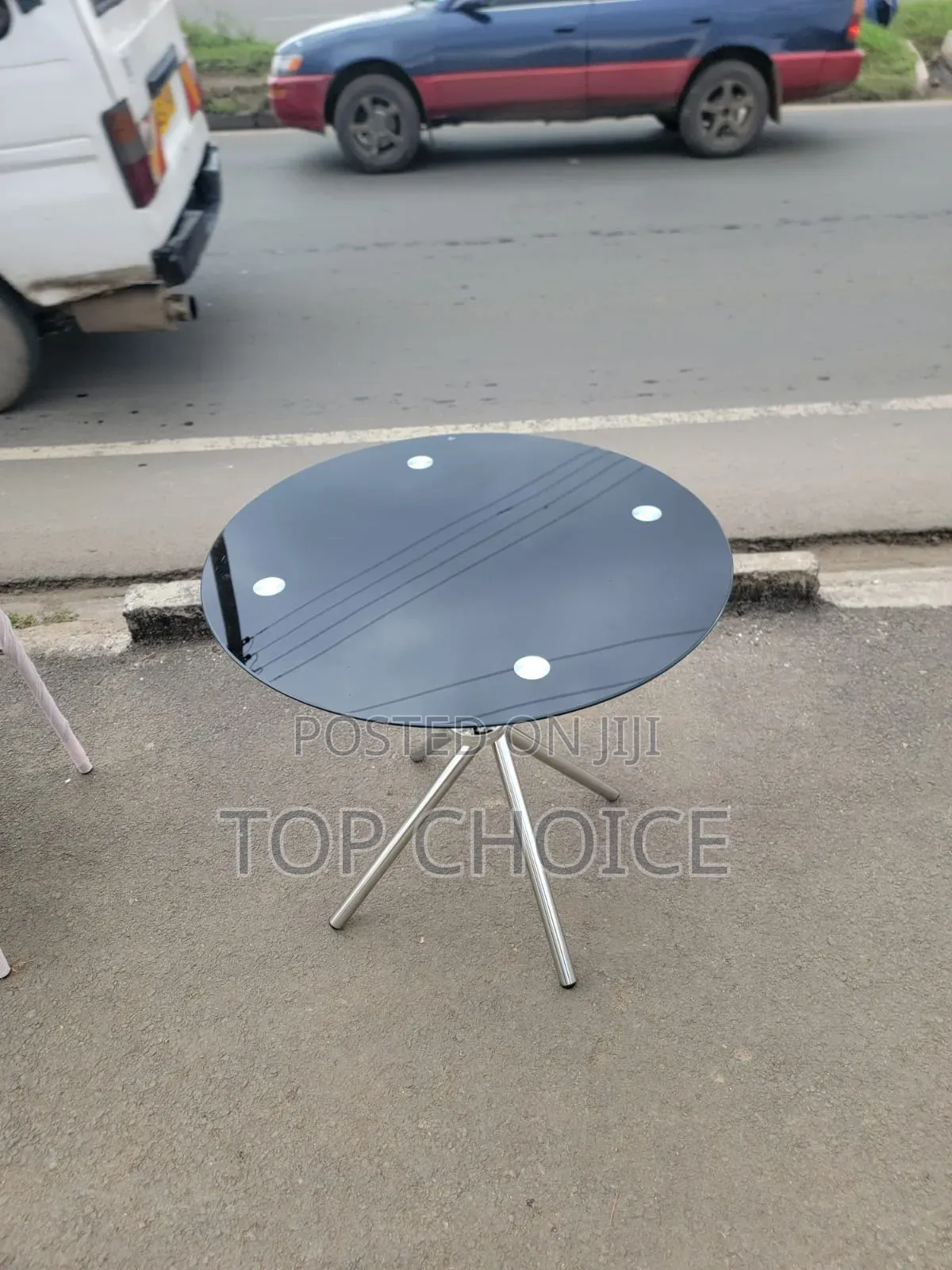 Round Glass Dining / Coffee Table