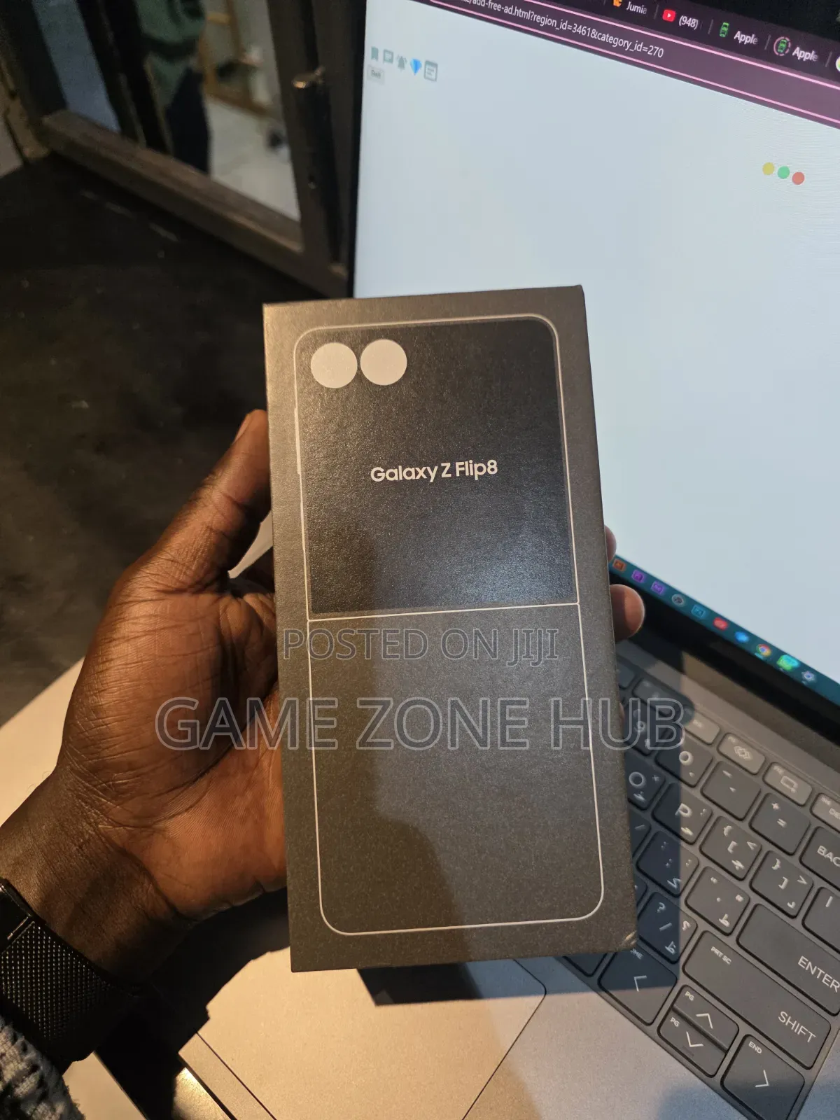 New Samsung Galaxy Z Flip8 256 GB Graphite