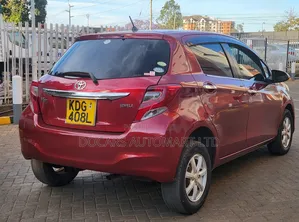 Toyota Vitz 2015 Red
