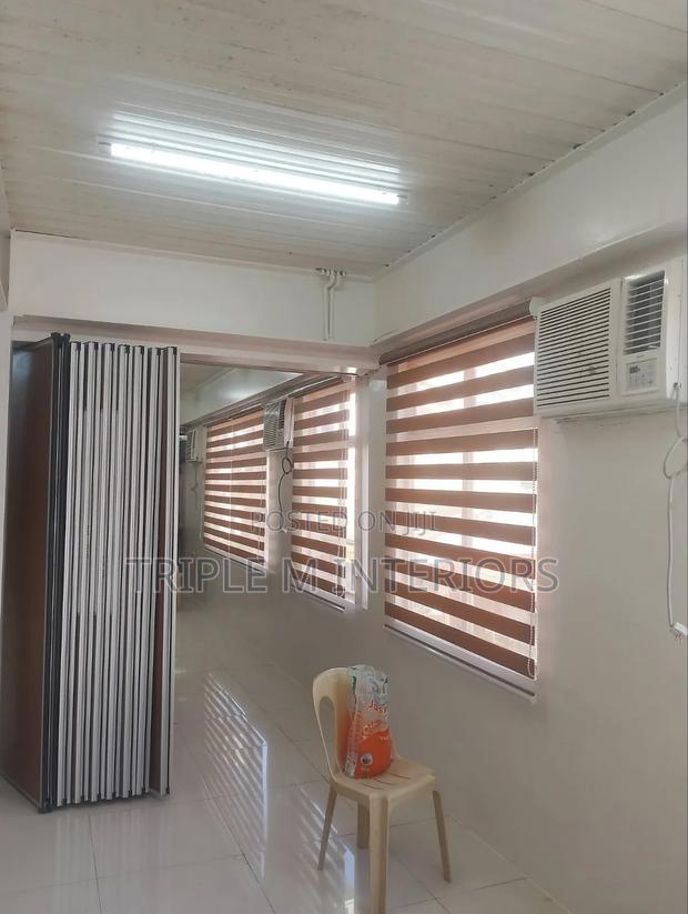 High-End Office Zebra Roller Window Blinds - thumbnail 2