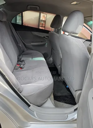 Toyota Axio 2011 Silver