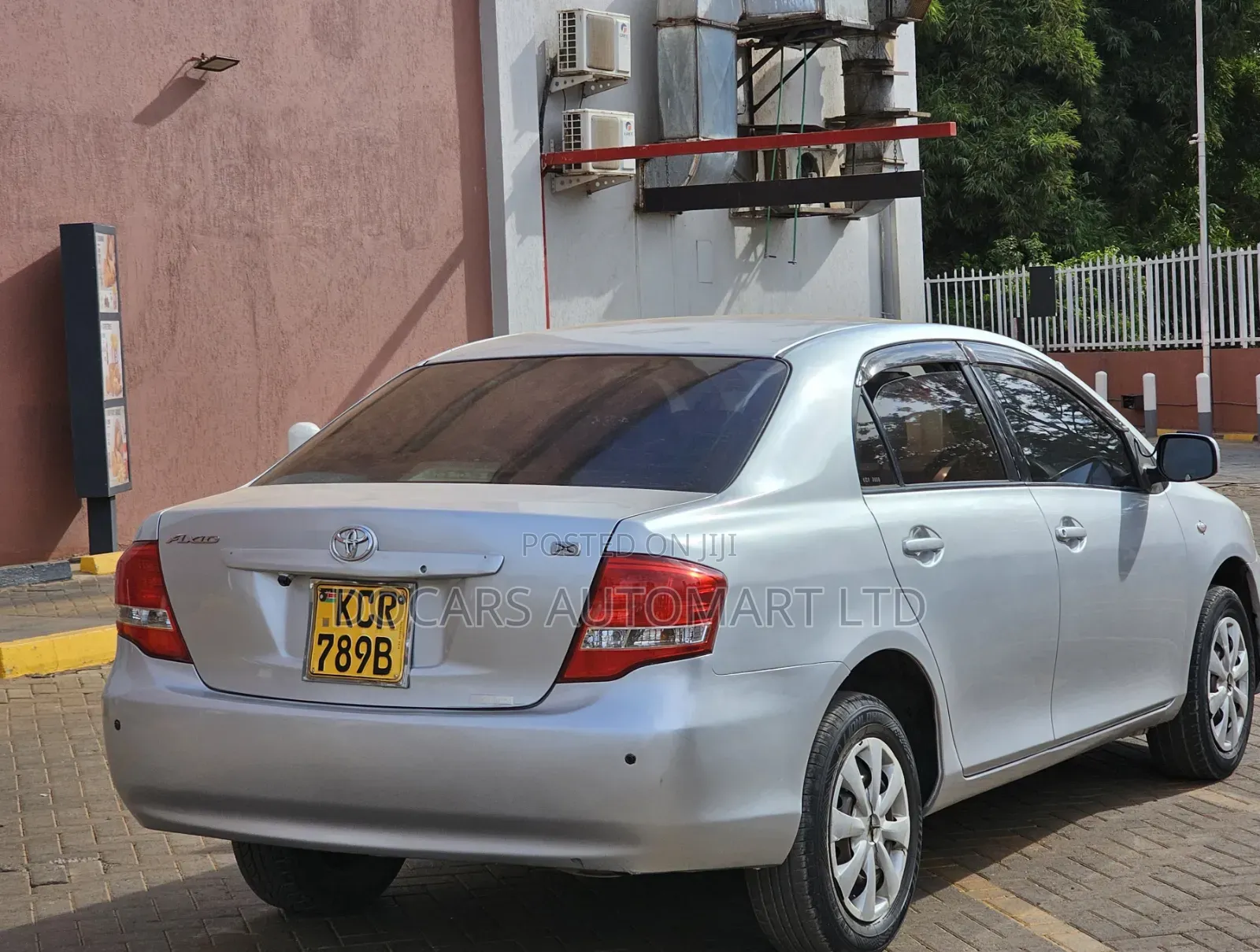 Toyota Axio 2011 Silver