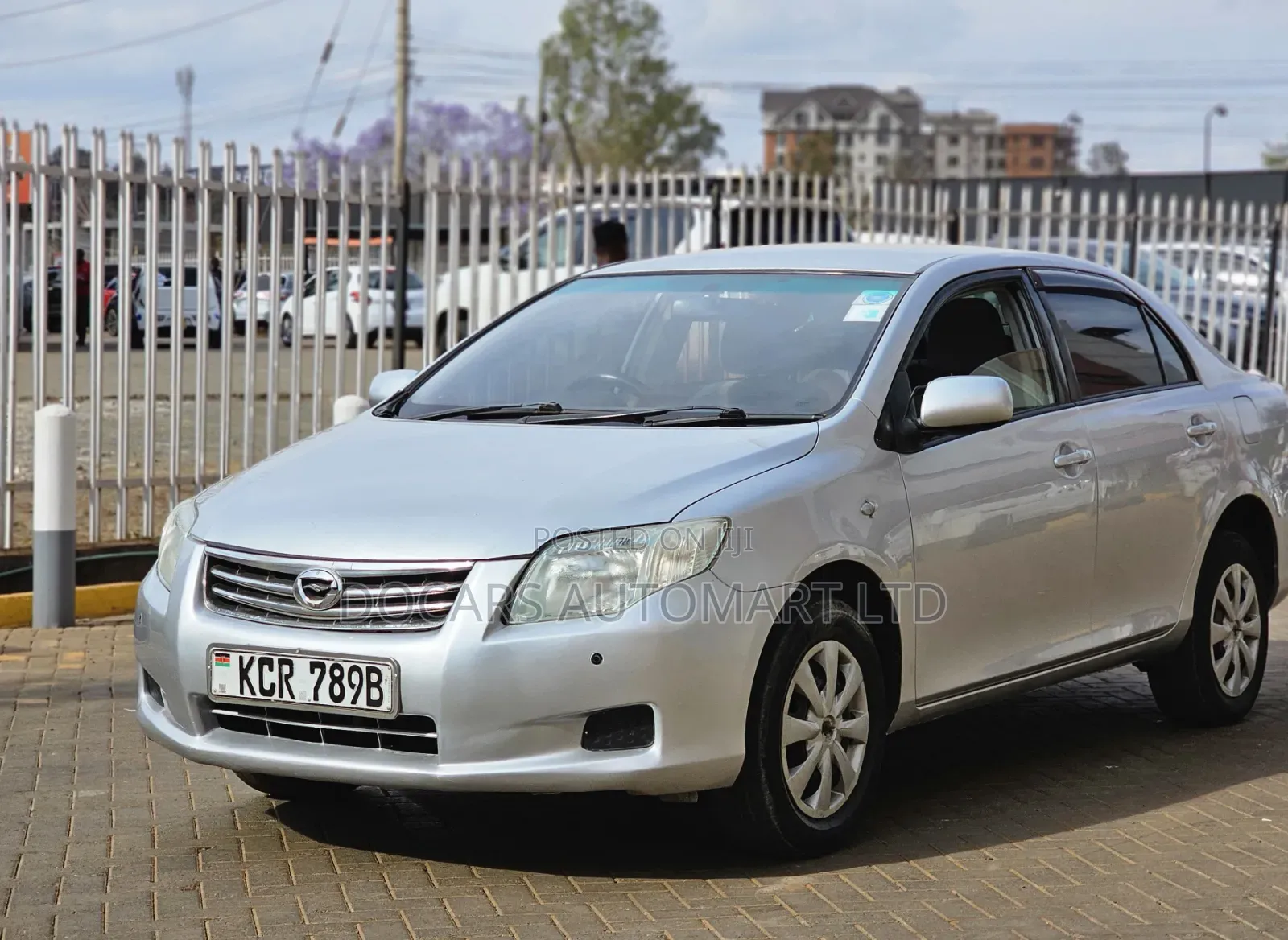 Toyota Axio 2011 Silver