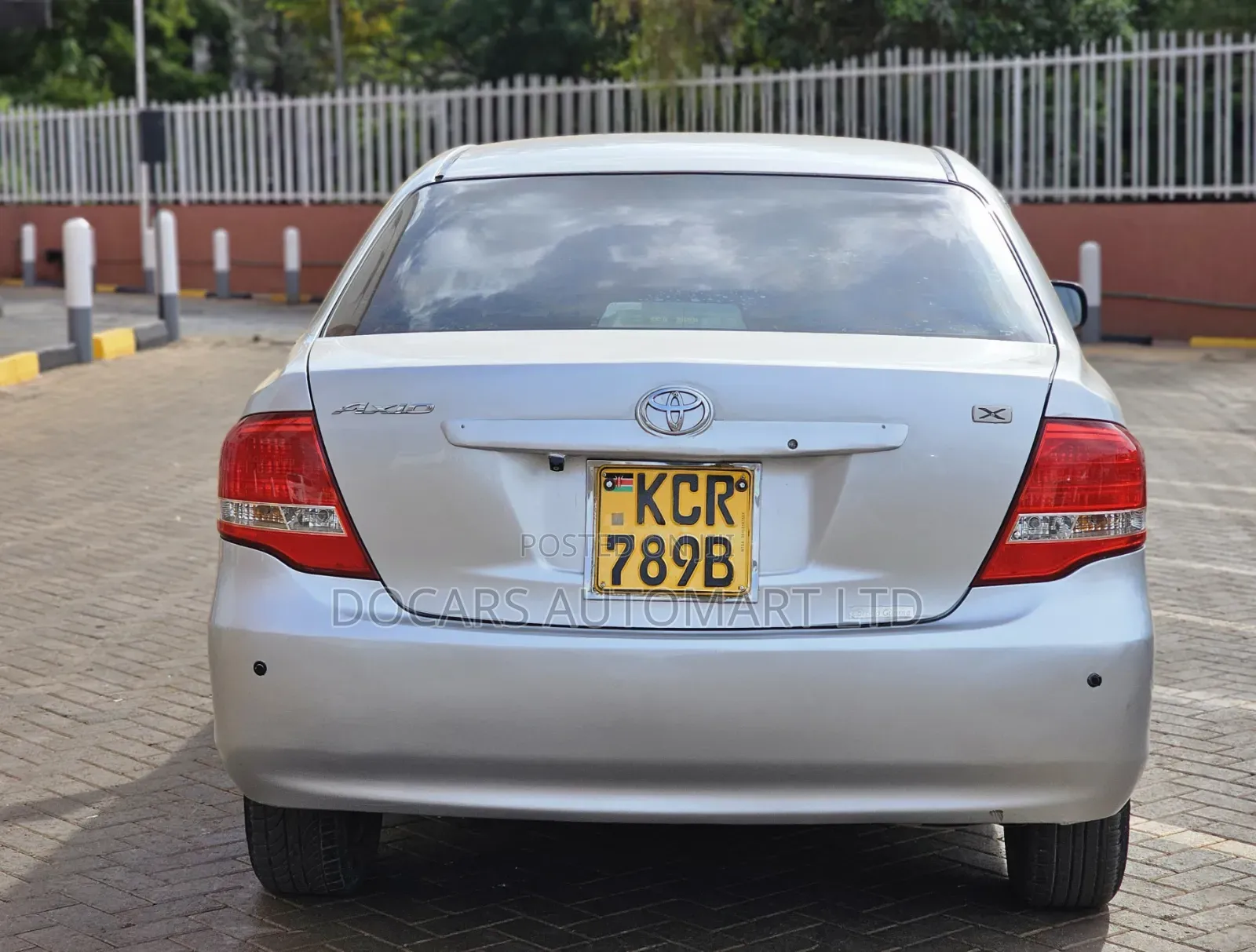 Toyota Axio 2011 Silver