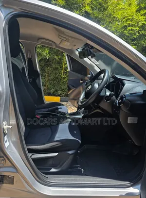 Mazda Demio 2016 Silver