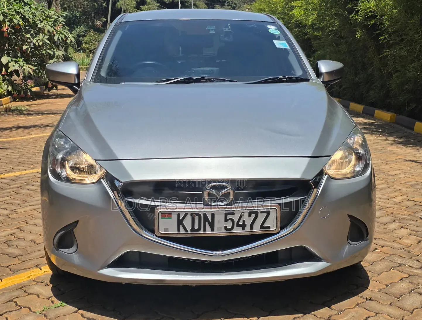 Mazda Demio 2016 Silver