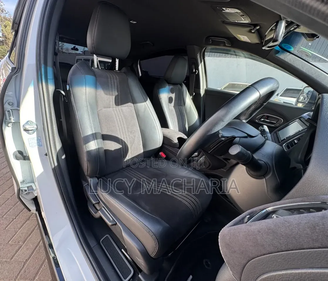 Honda Vezel 2019 White