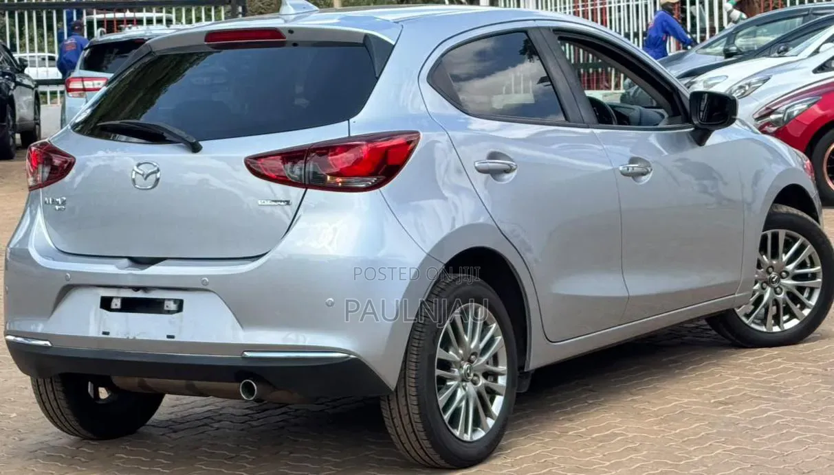 Mazda 2 2019