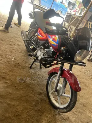 Bajaj Boxer 2024 Red