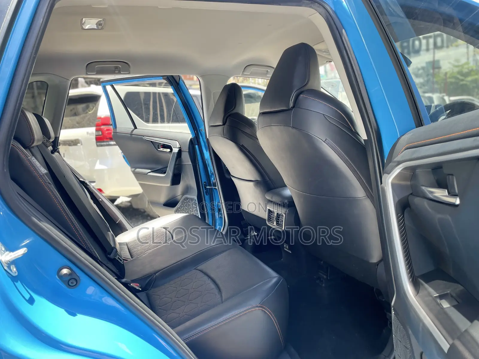 Toyota RAV4 Adventure 2019 Blue