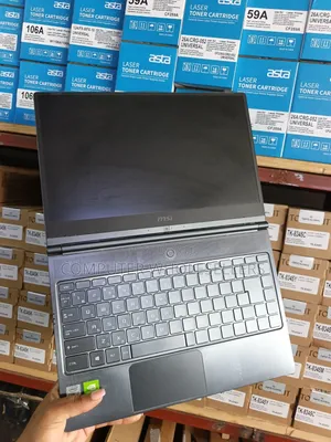 Laptop MSI 16GB Intel Core i7 SSD 512GB