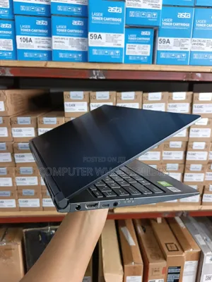 Laptop MSI 16GB Intel Core i7 SSD 512GB