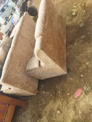 5 Seater Coach