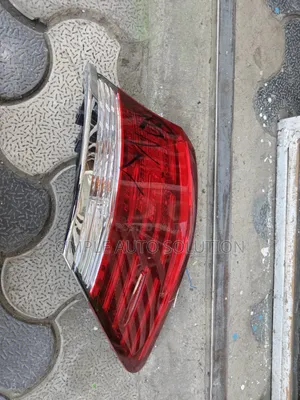 Toyota Crown 2016 Royal Saloon Tailight