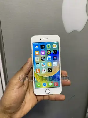 Apple iPhone 8 64 GB White