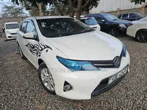 Toyota Auris 2014 White