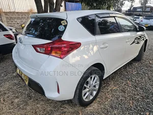 Toyota Auris 2014 White
