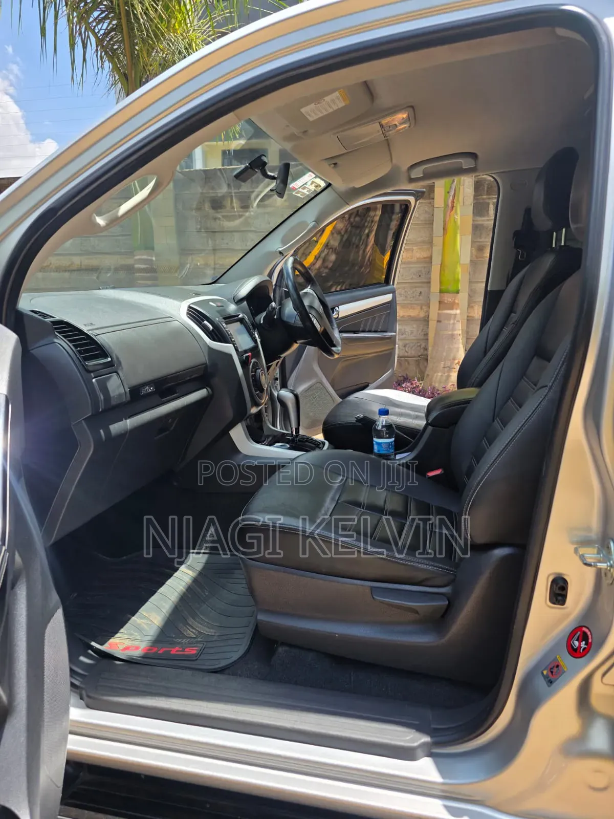 Isuzu MU-X 2021 Silver