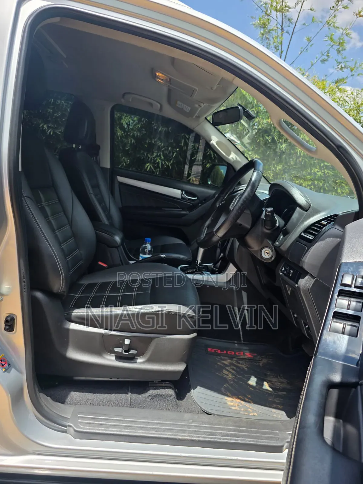 Isuzu MU-X 2021 Silver
