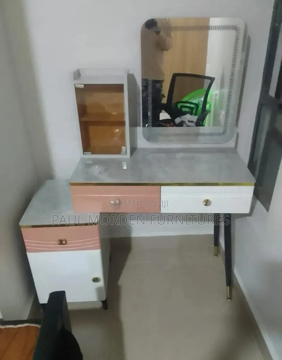 Dressing Mirror With Lights-In