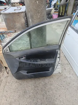Toyota Fielder/Nze 2001/2005 Front Door