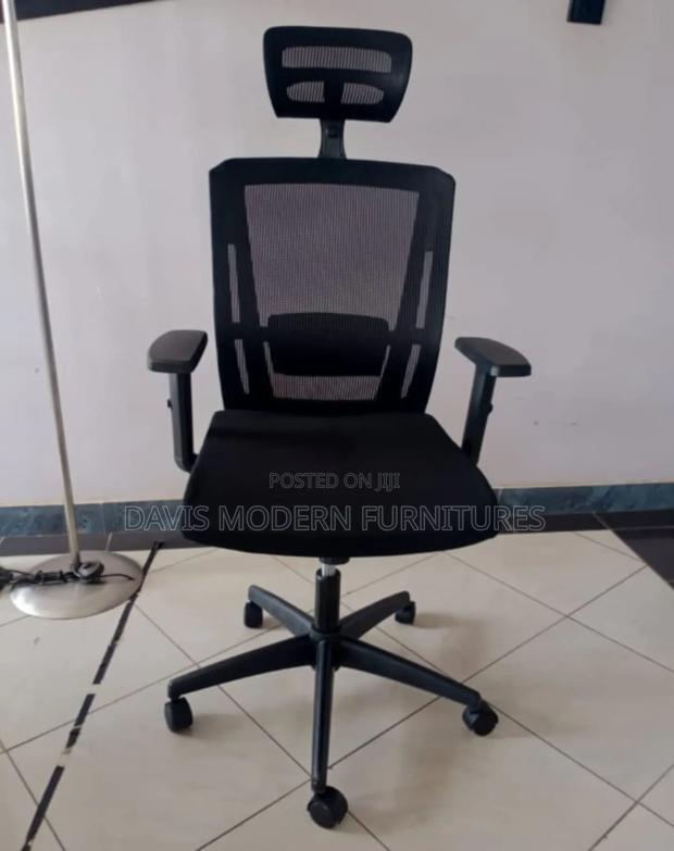Executive Mesh Office Chair - thumbnail 2
