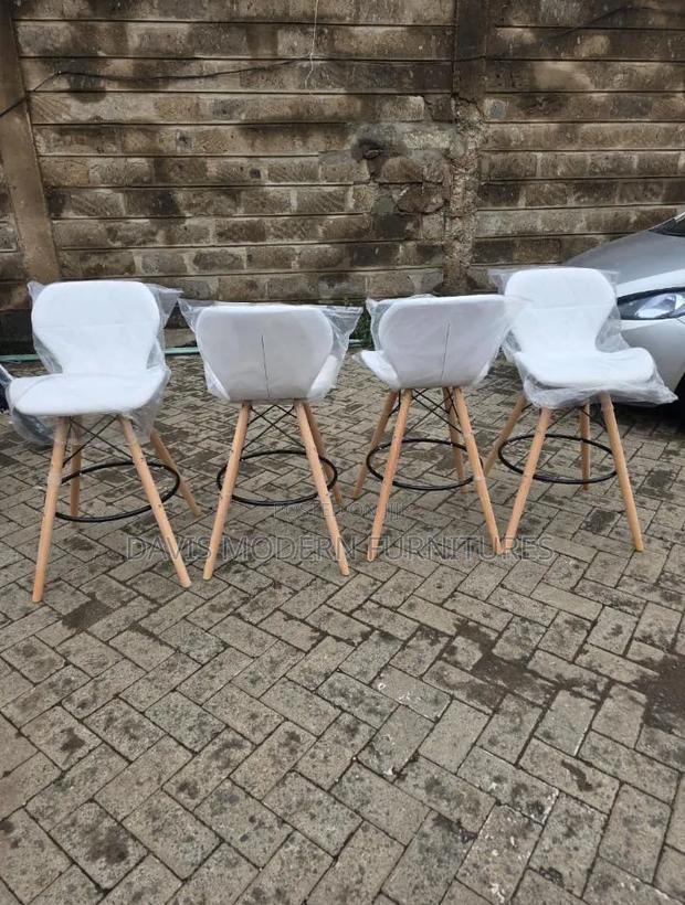 Eame-Stlye Bar Stools - main view