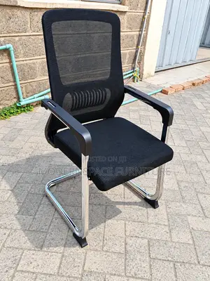Black Mesh Office Visitor Chair