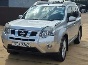 Nissan X-Trail 2013 Silver