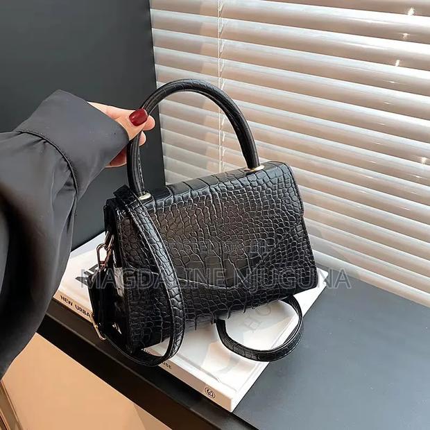 Fancy Sling Bag - thumbnail 2