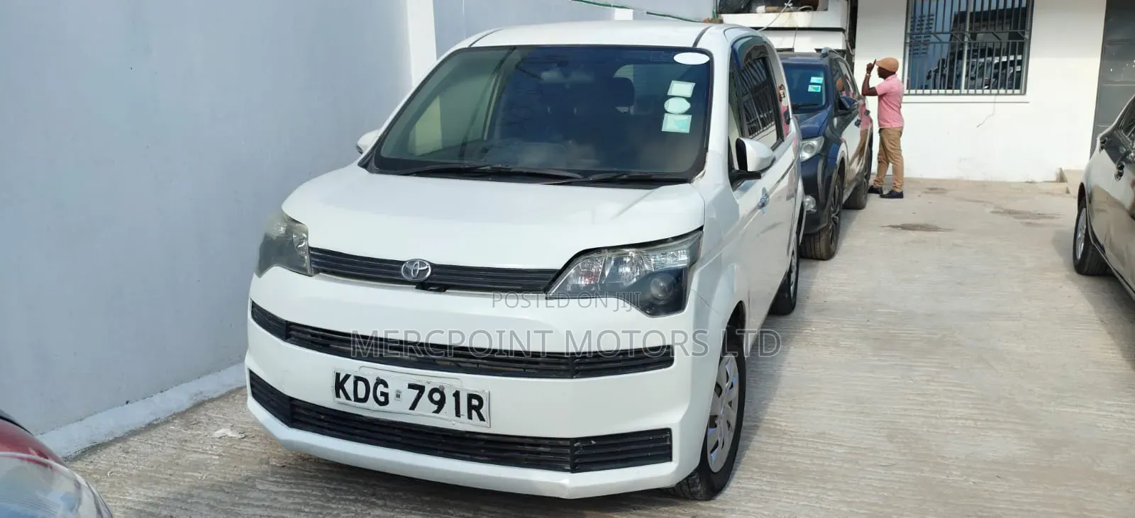 Toyota Spade 2015 Pearl