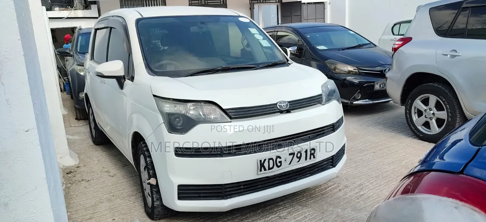 Toyota Spade 2015 Pearl