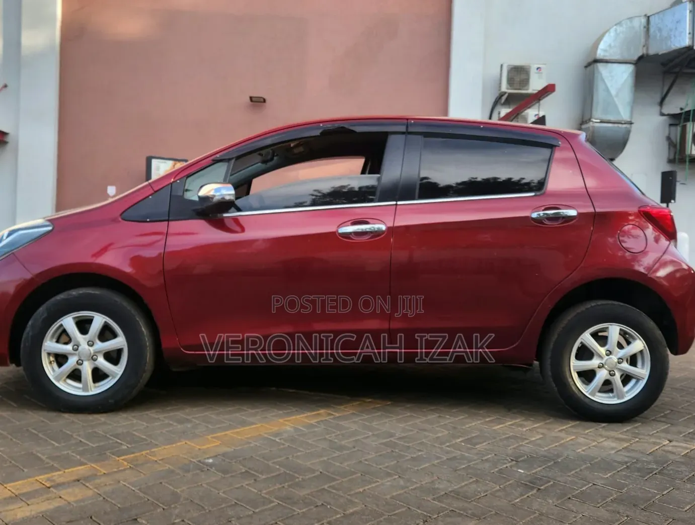 Toyota Vitz 2015 Red