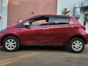 Toyota Vitz 2015 Red