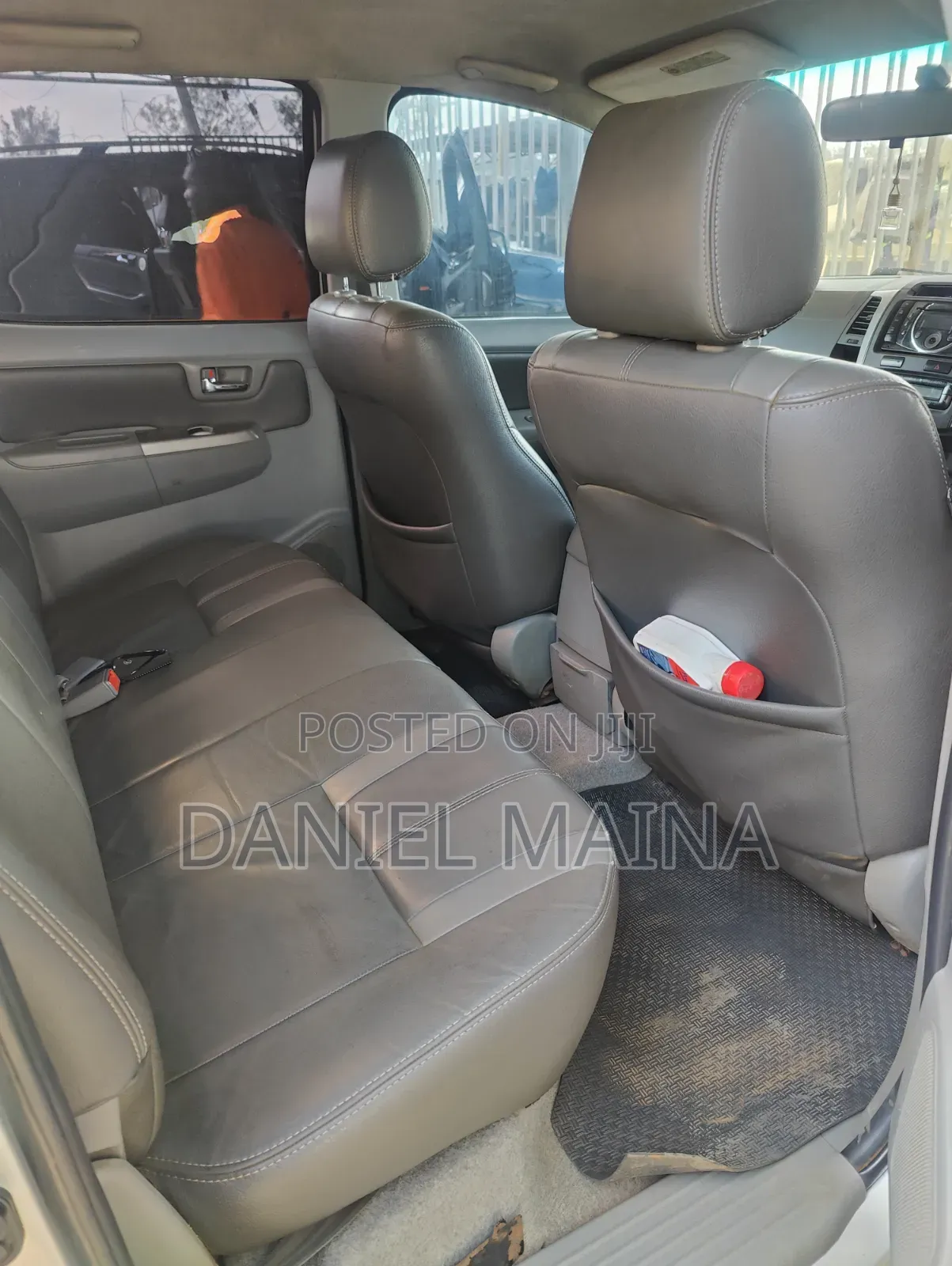 Toyota Hilux 2011 Silver
