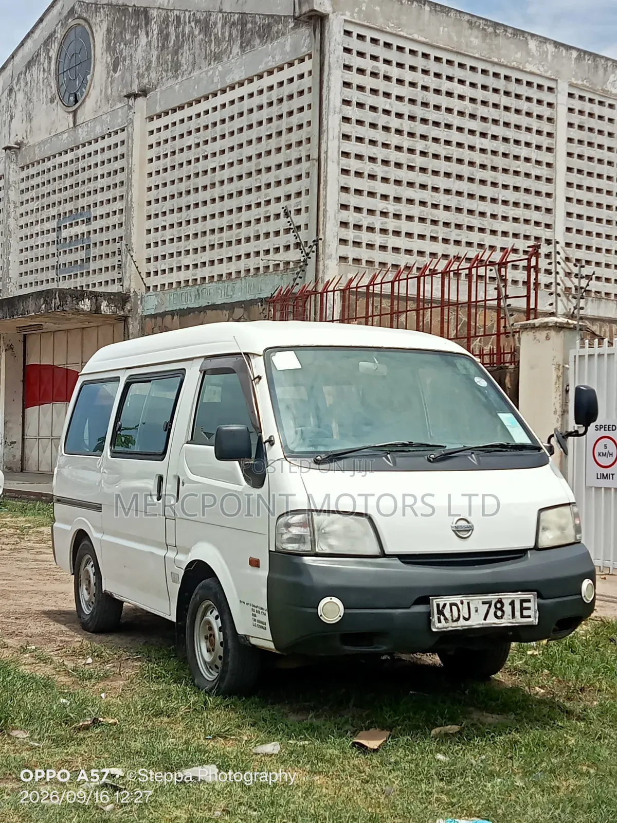 Nissan Vanette 2015 Silver