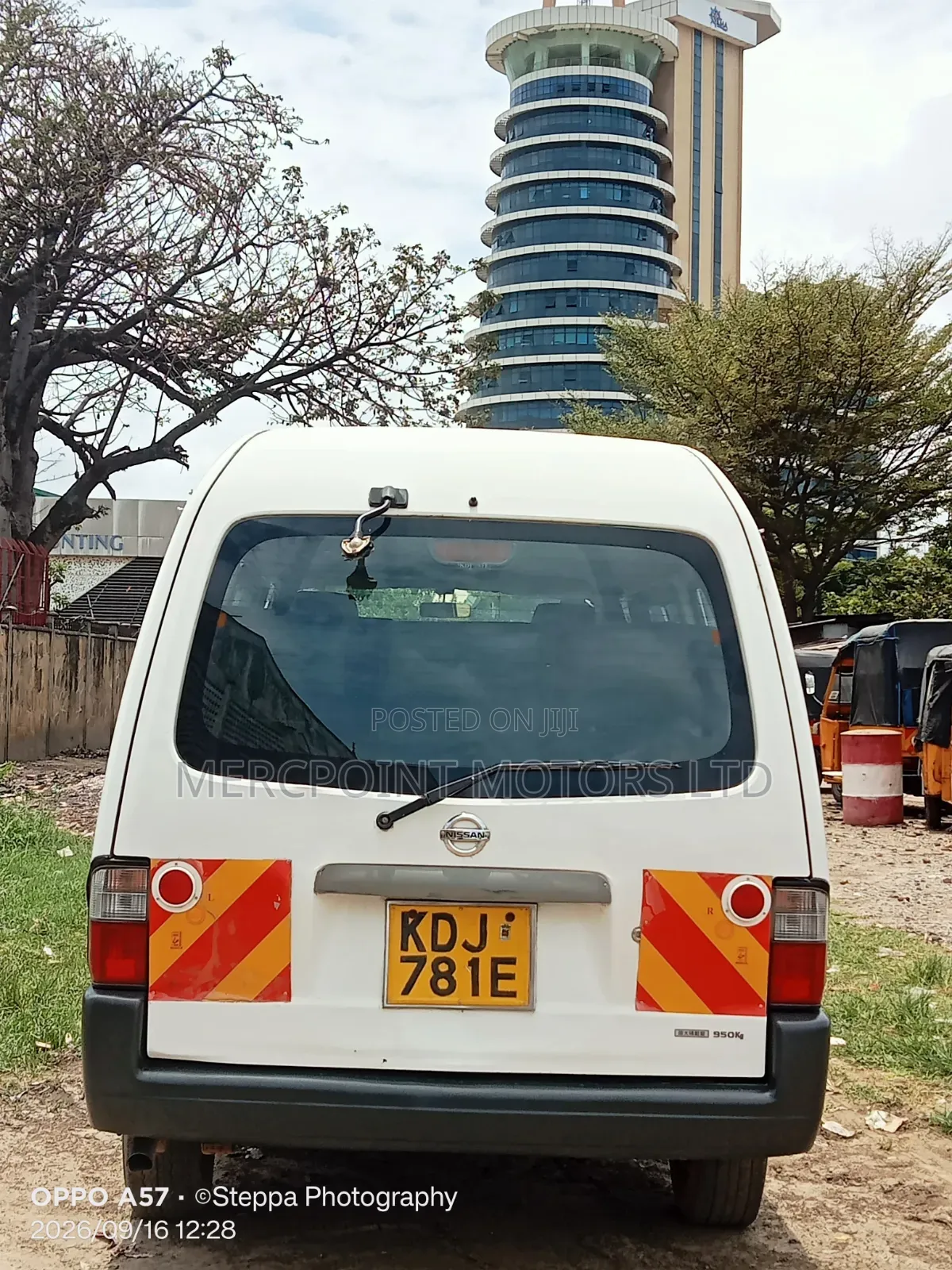 Nissan Vanette 2015 Silver